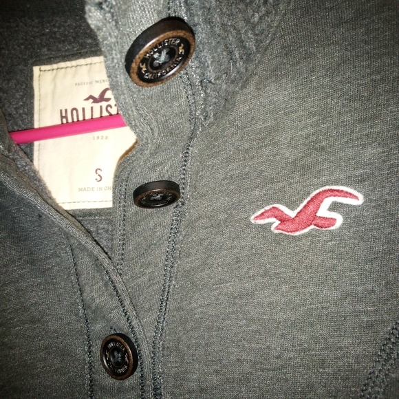 Hollister Cropped Cardigan Sweater Women's Size Small - Picture 7 of 8